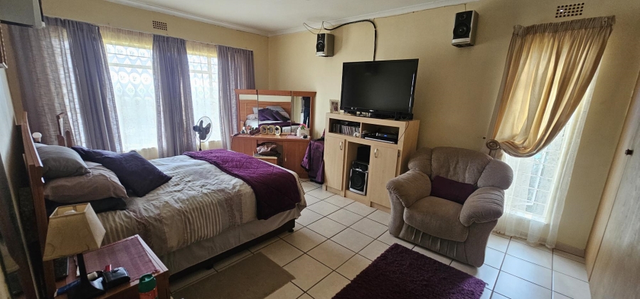 4 Bedroom Property for Sale in Hillshaven Gauteng