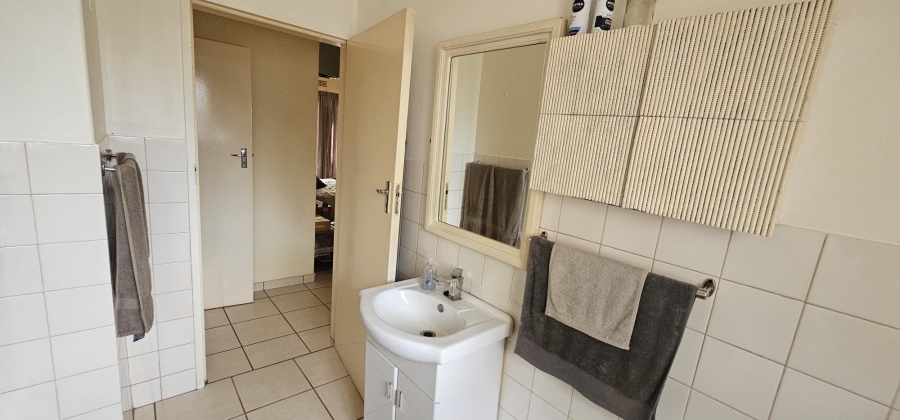 4 Bedroom Property for Sale in Hillshaven Gauteng