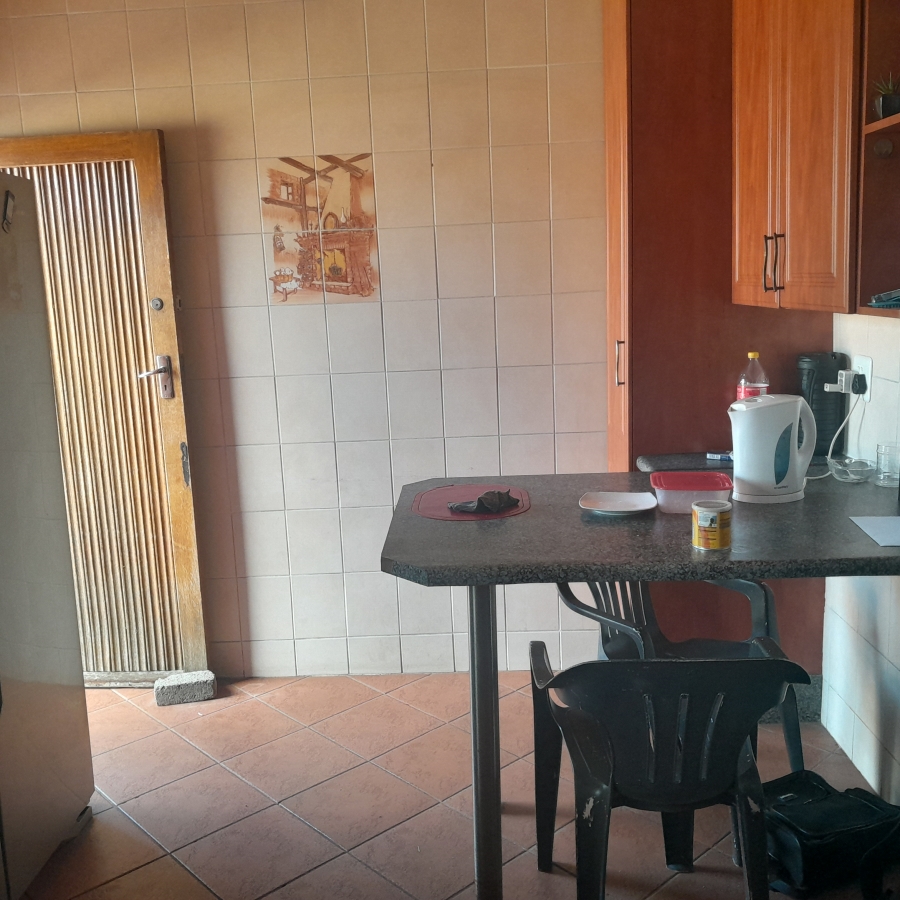 3 Bedroom Property for Sale in Brackenhurst Gauteng