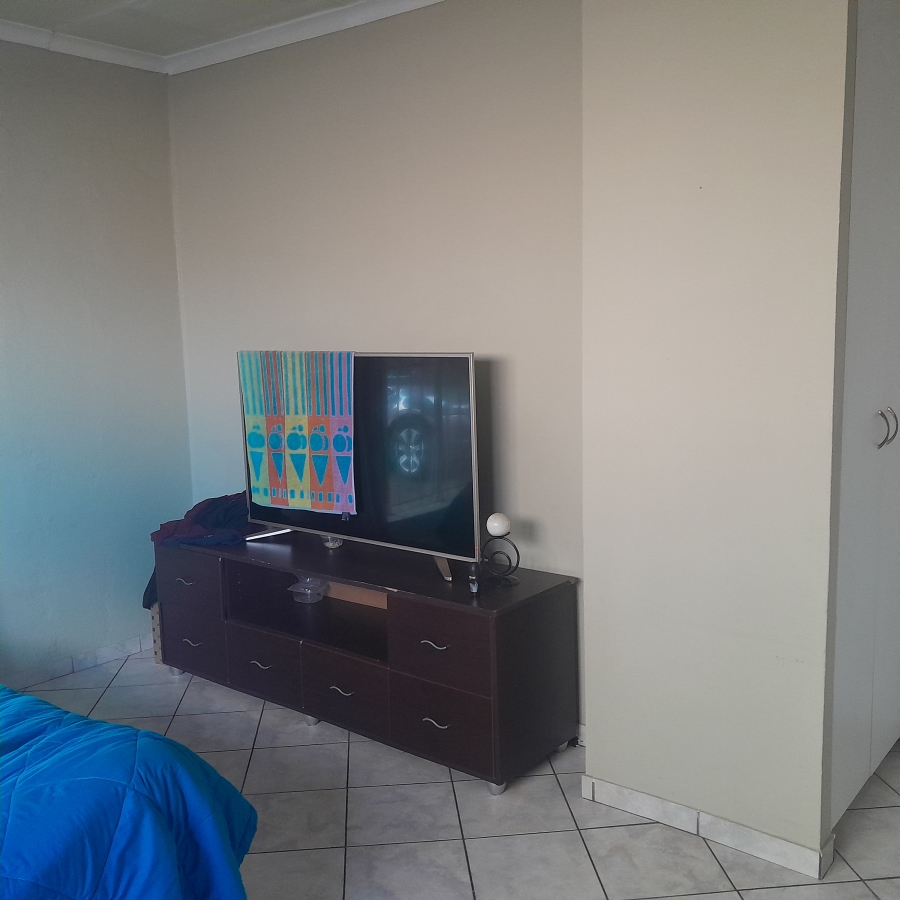 3 Bedroom Property for Sale in Brackenhurst Gauteng
