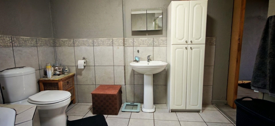 3 Bedroom Property for Sale in Albertsdal Gauteng