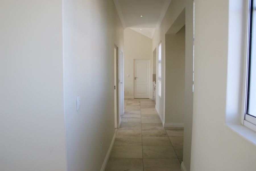 To Let 4 Bedroom Property for Rent in Waterfall Country Village Gauteng