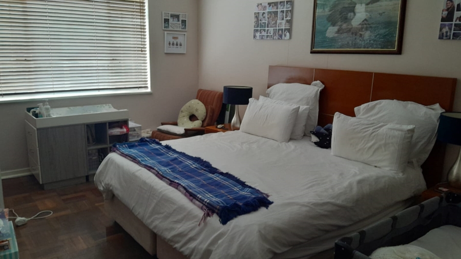 2 Bedroom Property for Sale in Waverley Gauteng