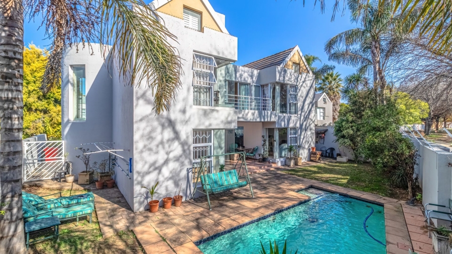 3 Bedroom Property for Sale in Bedfordview Gauteng