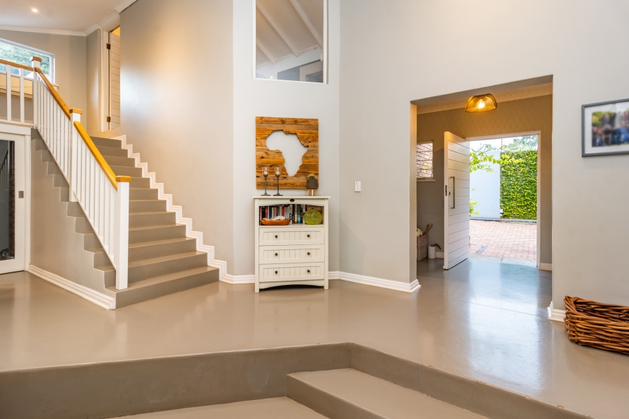 4 Bedroom Property for Sale in Lonehill Gauteng