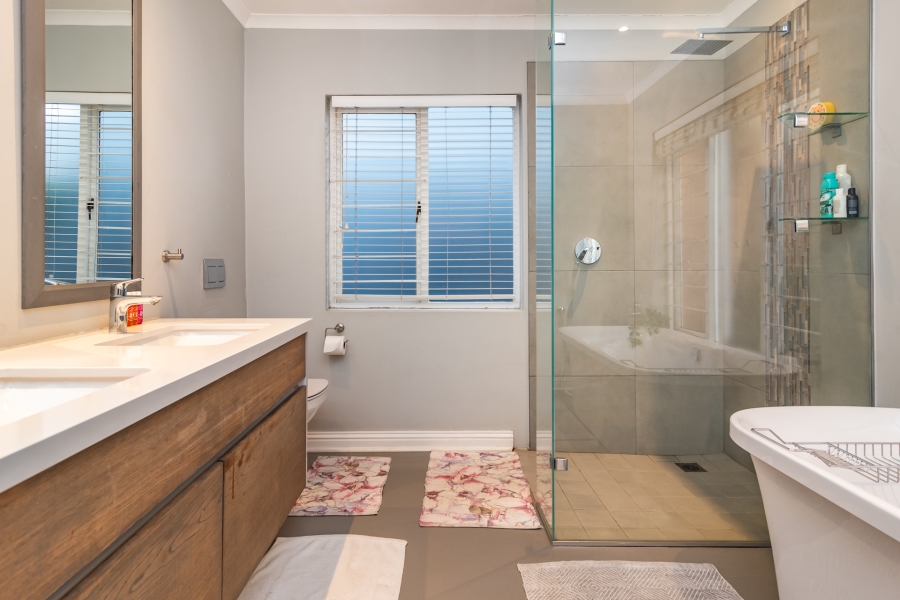 4 Bedroom Property for Sale in Lonehill Gauteng