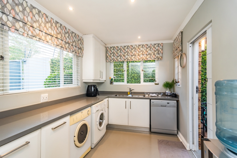 4 Bedroom Property for Sale in Lonehill Gauteng