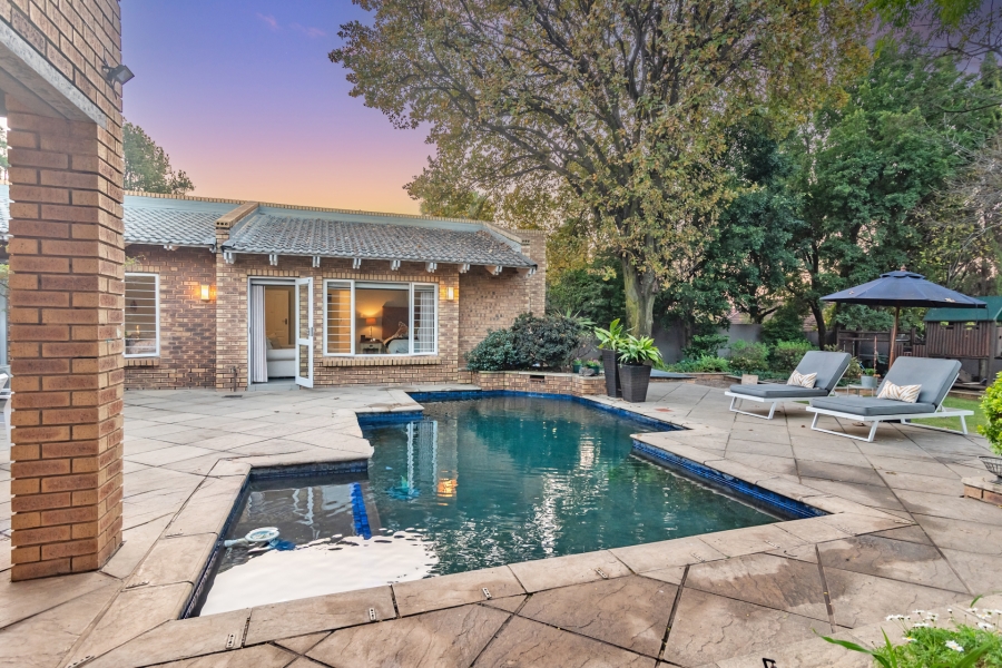 4 Bedroom Property for Sale in Lonehill Gauteng