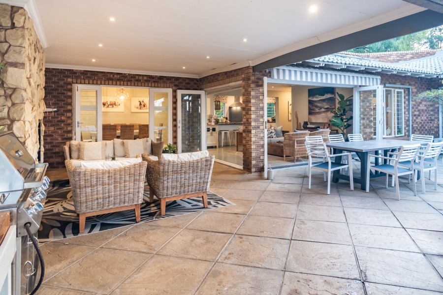 4 Bedroom Property for Sale in Lonehill Gauteng