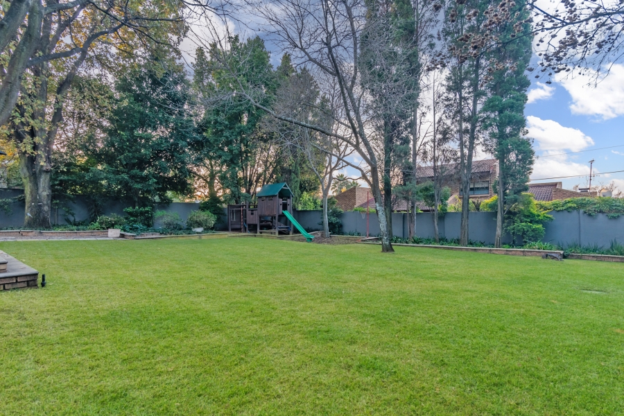 4 Bedroom Property for Sale in Lonehill Gauteng