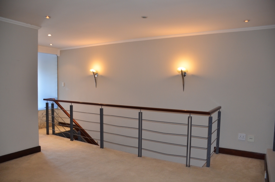 1 Bedroom Property for Sale in Bedfordview Gauteng