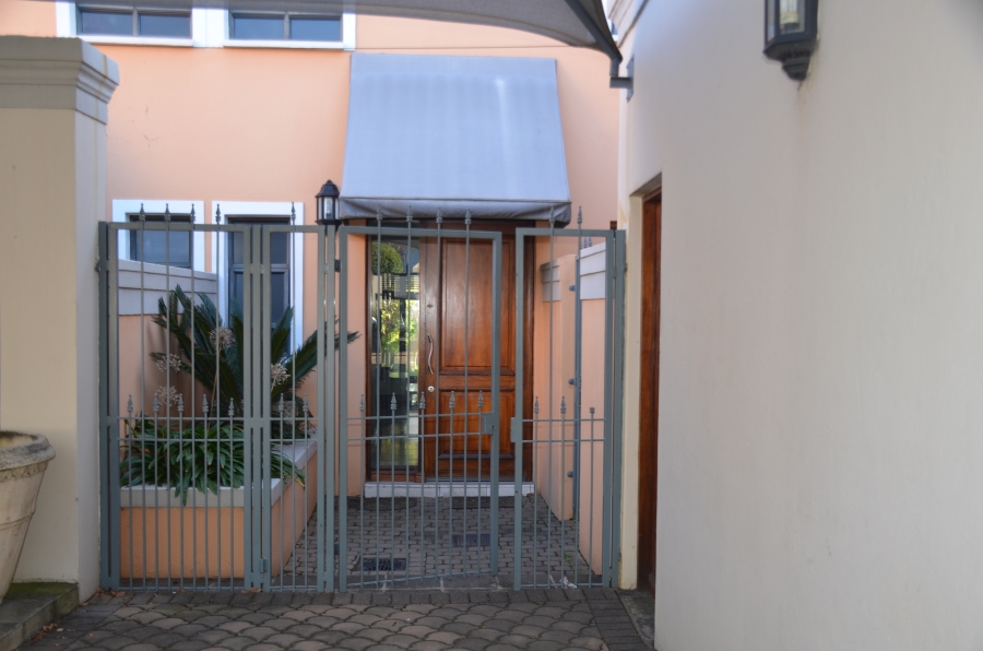 1 Bedroom Property for Sale in Bedfordview Gauteng