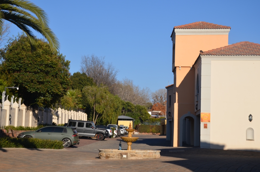 1 Bedroom Property for Sale in Bedfordview Gauteng