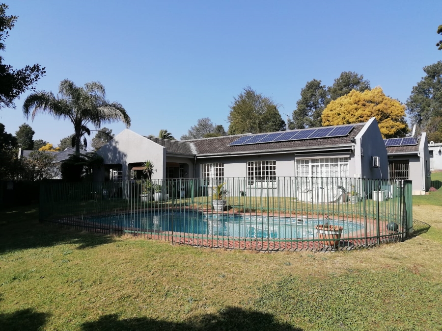 4 Bedroom Property for Sale in Lyndhurst Gauteng