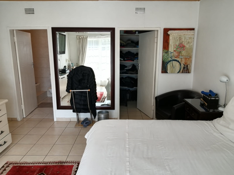4 Bedroom Property for Sale in Lyndhurst Gauteng