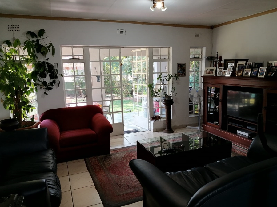 4 Bedroom Property for Sale in Lyndhurst Gauteng
