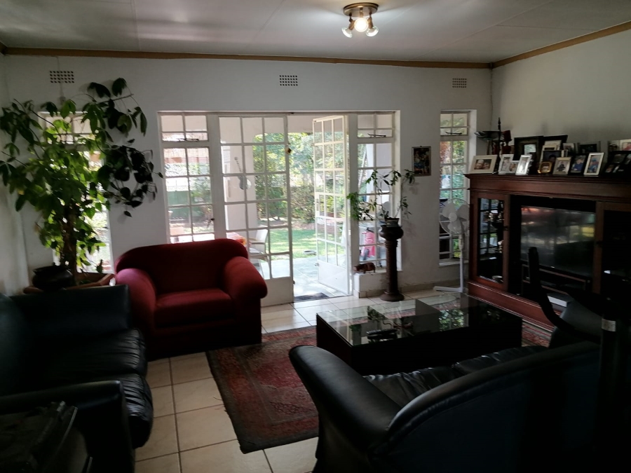 4 Bedroom Property for Sale in Lyndhurst Gauteng