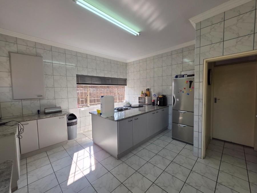 4 Bedroom Property for Sale in Parkdene Gauteng
