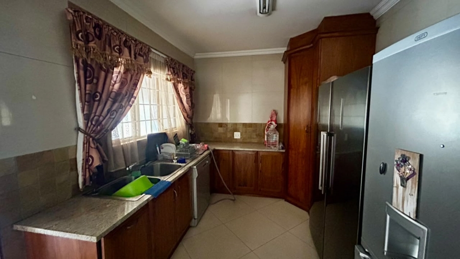6 Bedroom Property for Sale in Boschkop A H Gauteng