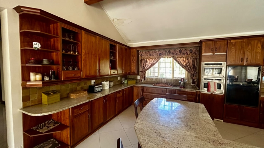 6 Bedroom Property for Sale in Boschkop A H Gauteng