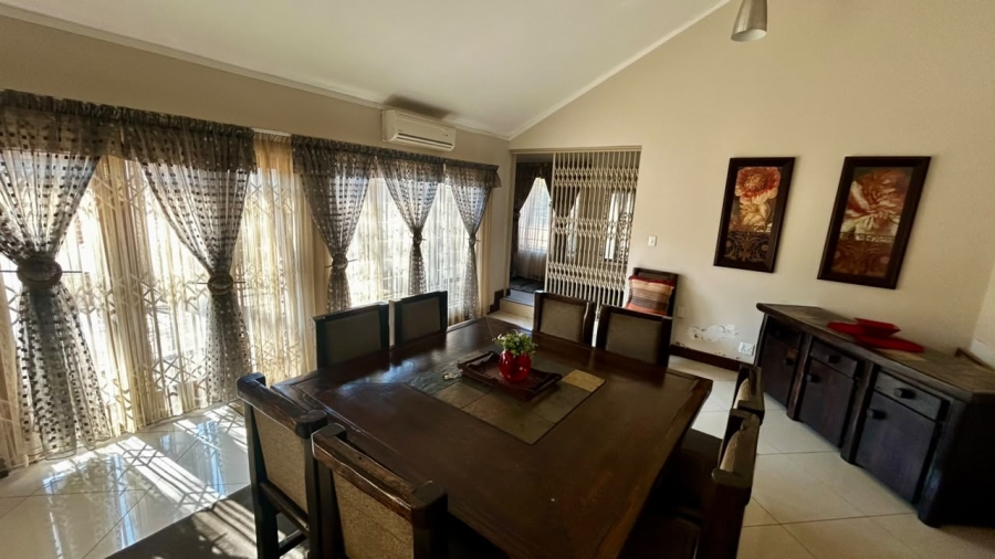 6 Bedroom Property for Sale in Boschkop A H Gauteng