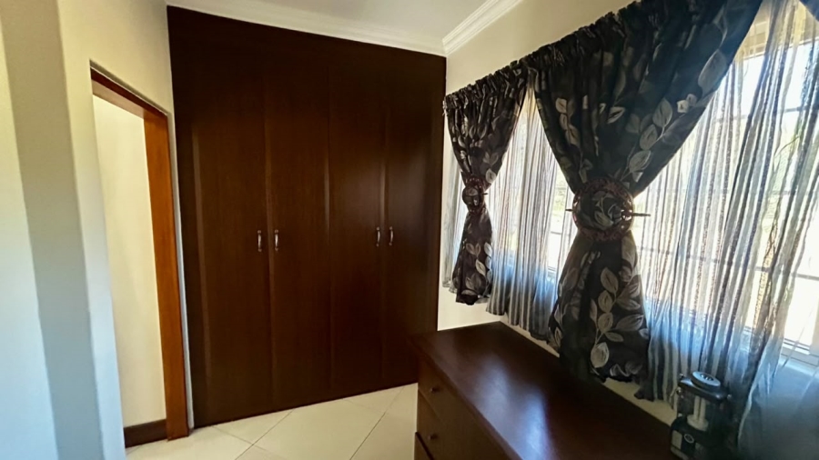 6 Bedroom Property for Sale in Boschkop A H Gauteng