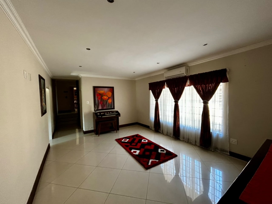 6 Bedroom Property for Sale in Boschkop A H Gauteng