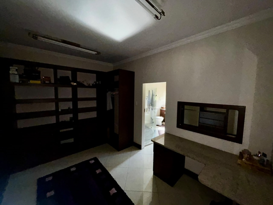 6 Bedroom Property for Sale in Boschkop A H Gauteng