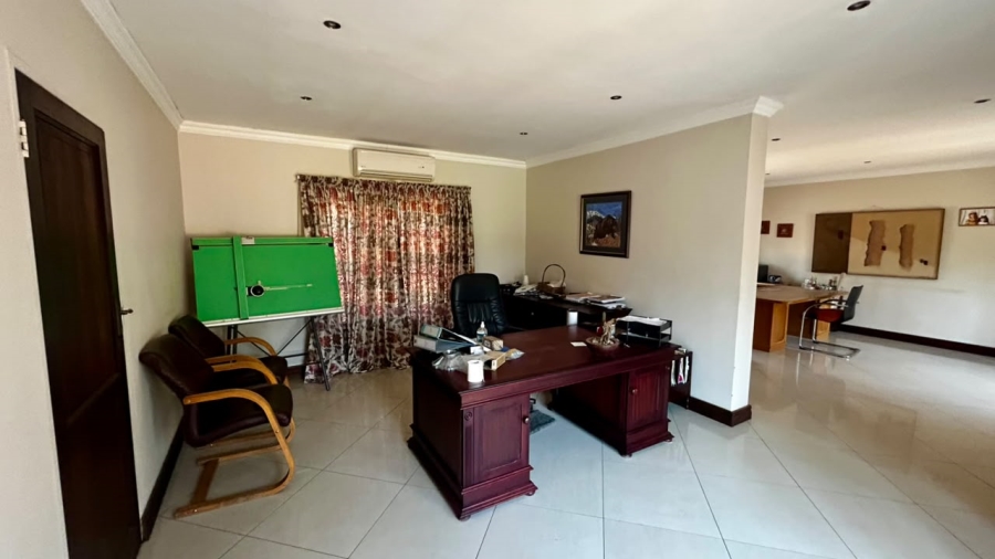 6 Bedroom Property for Sale in Boschkop A H Gauteng