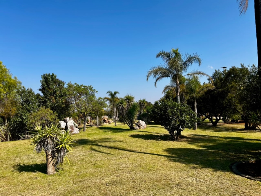 6 Bedroom Property for Sale in Boschkop A H Gauteng