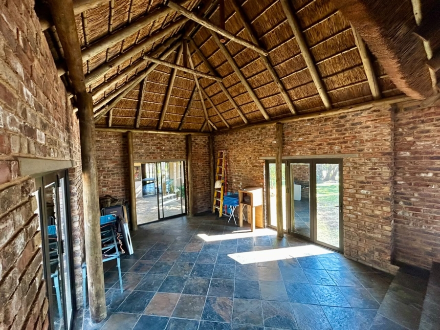 6 Bedroom Property for Sale in Boschkop A H Gauteng