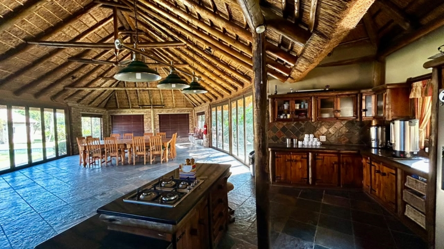 6 Bedroom Property for Sale in Boschkop A H Gauteng