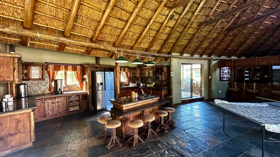 6 Bedroom Property for Sale in Boschkop A H Gauteng