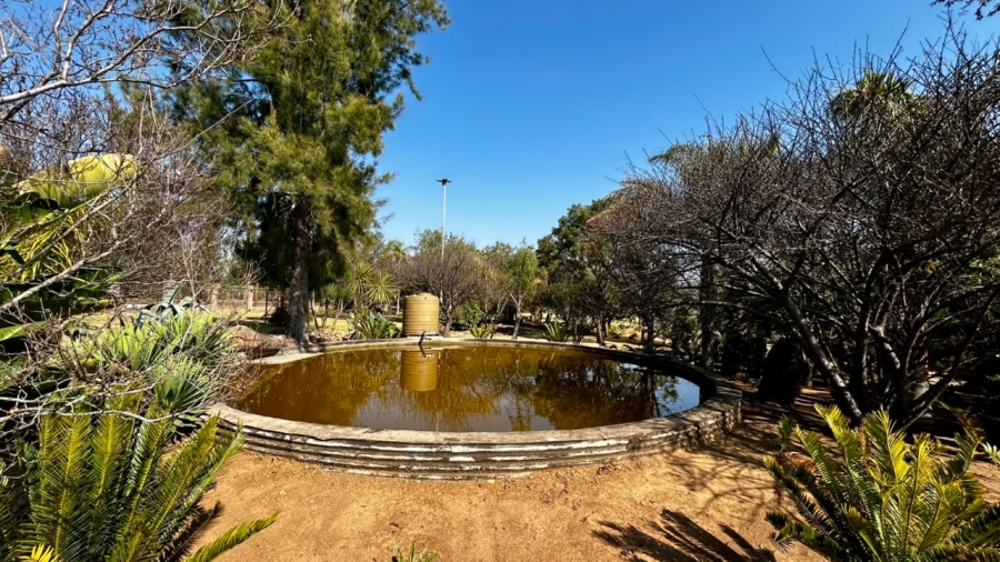 6 Bedroom Property for Sale in Boschkop A H Gauteng