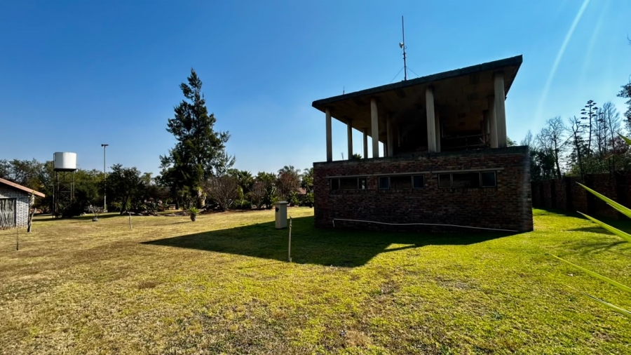 6 Bedroom Property for Sale in Boschkop A H Gauteng