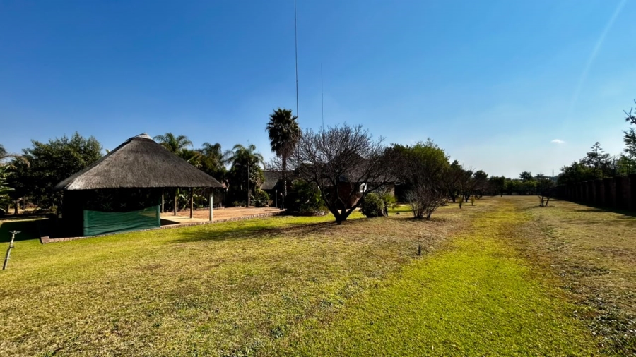 6 Bedroom Property for Sale in Boschkop A H Gauteng
