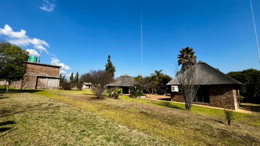 6 Bedroom Property for Sale in Boschkop A H Gauteng