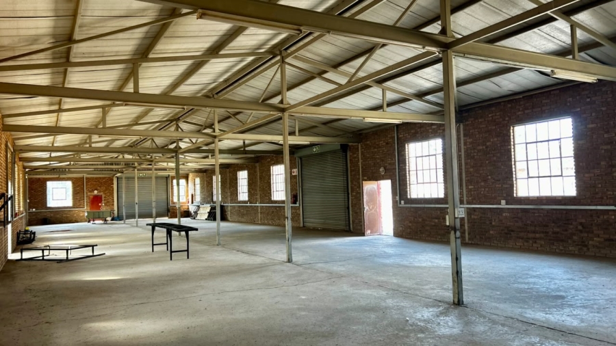 6 Bedroom Property for Sale in Boschkop A H Gauteng