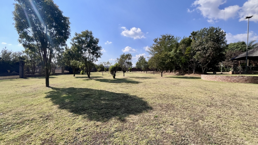 6 Bedroom Property for Sale in Boschkop A H Gauteng