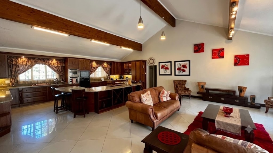 6 Bedroom Property for Sale in Boschkop A H Gauteng