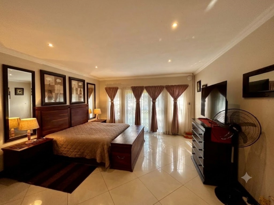 6 Bedroom Property for Sale in Boschkop A H Gauteng