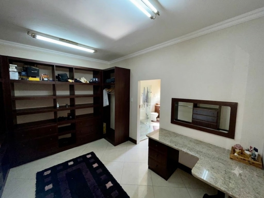 6 Bedroom Property for Sale in Boschkop A H Gauteng