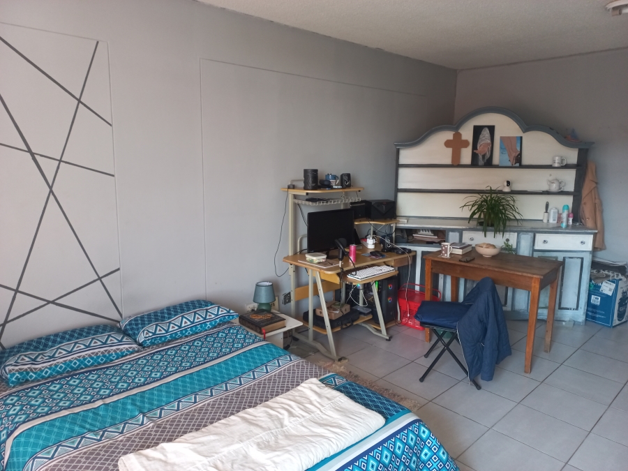 2 Bedroom Property for Sale in Elardus Park Gauteng