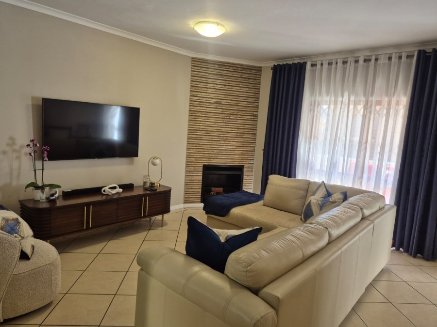 2 Bedroom Property for Sale in Meyersdal Gauteng