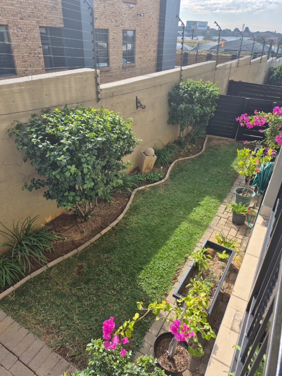2 Bedroom Property for Sale in Meyersdal Gauteng