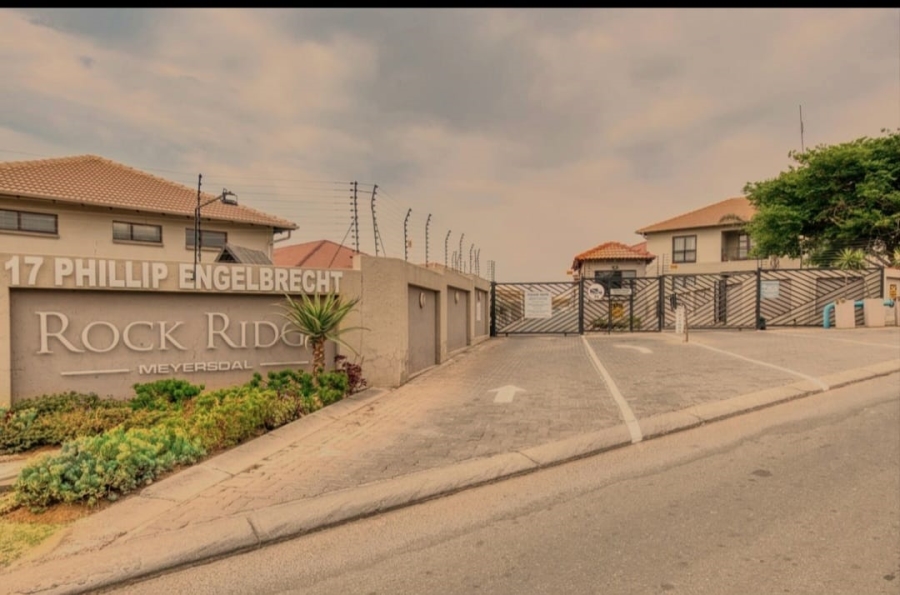 2 Bedroom Property for Sale in Meyersdal Gauteng