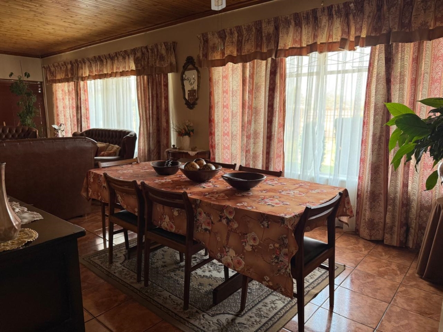 4 Bedroom Property for Sale in Meyerton Central Gauteng