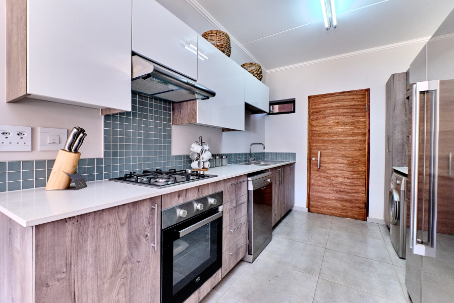 2 Bedroom Property for Sale in Glen Marais Gauteng