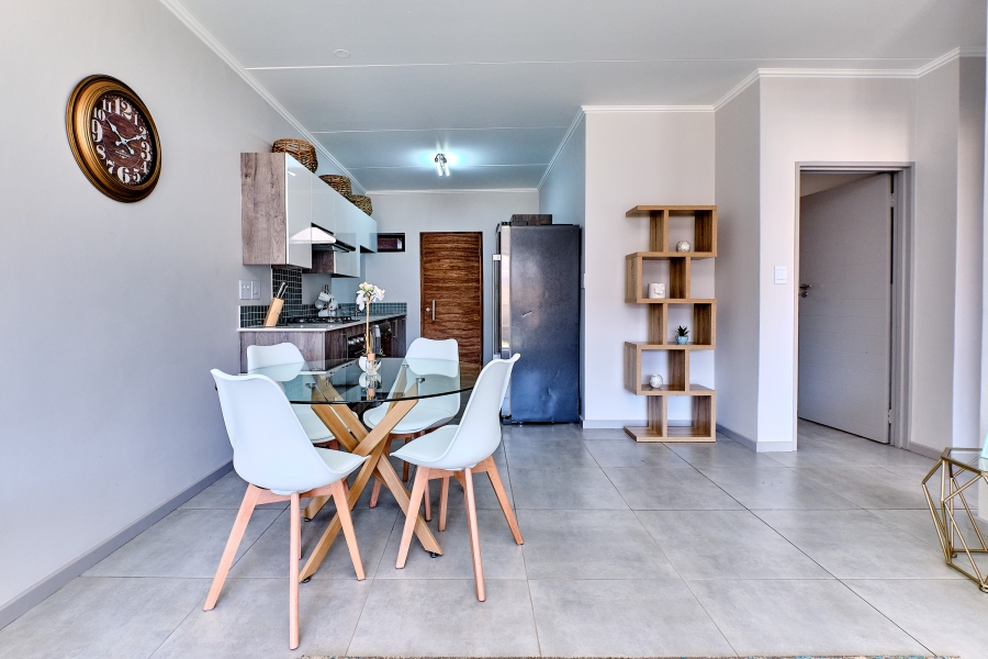 2 Bedroom Property for Sale in Glen Marais Gauteng