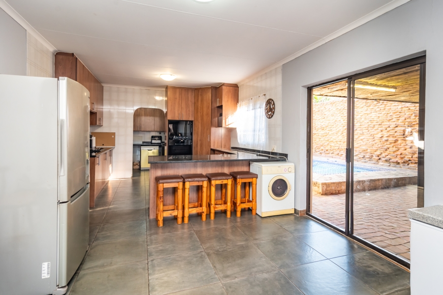 3 Bedroom Property for Sale in Noordheuwel Gauteng